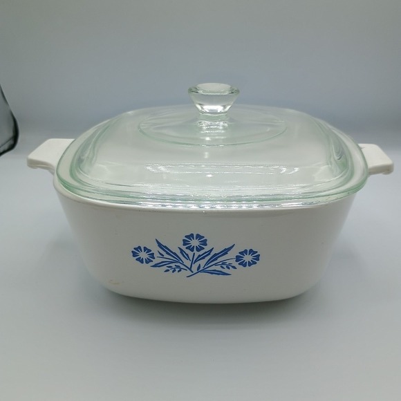 Corning Ware Blue Cornflower Small Casserole Dish With Lid 1.5 Quart P- 1 1/2 -B - Picture 1 of 8